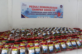 Bantuan Paket Sembako dari Bank NTT untuk Mahasiswa UKAW Kupang/Foto: lintasntt.com