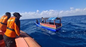 Kemudi Perahu Patah, 2 Nelayan Terombang-ambing di Perairan Pulau Kera